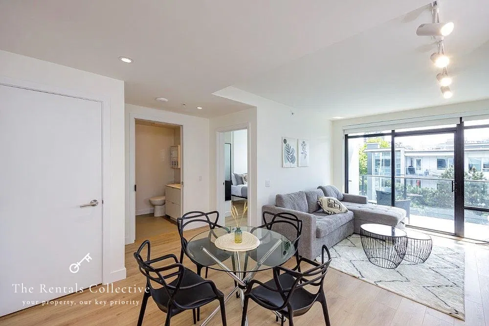 1 bed, 640 sqft, $2,880 — Photo 1