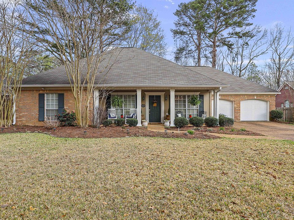 1st image of 402 Treeline Dr