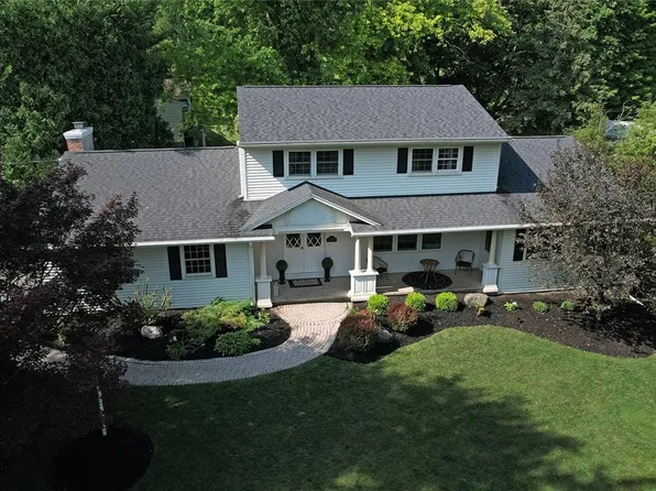 119 Pine Ridge Rd, Fayetteville, NY 13066