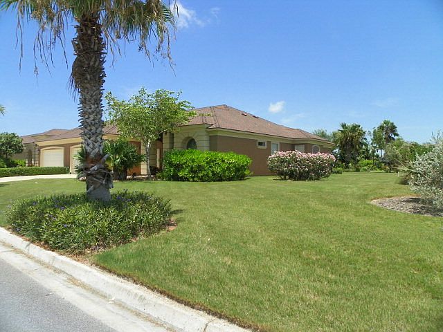 1st image of 2 Hacienda Dr
