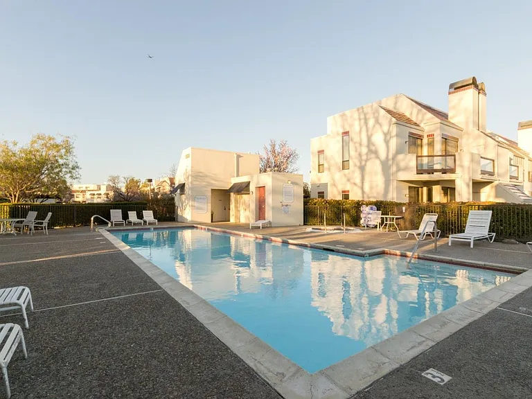 218 Shorebird Cir — Photo 23