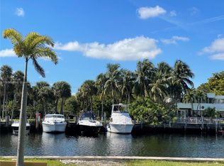 601 Three Islands Blvd APT 314, Hallandale, FL 33009
