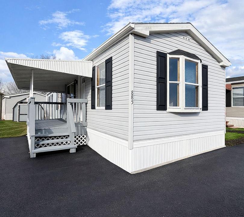 1st image of 885 Buttonwood Ave