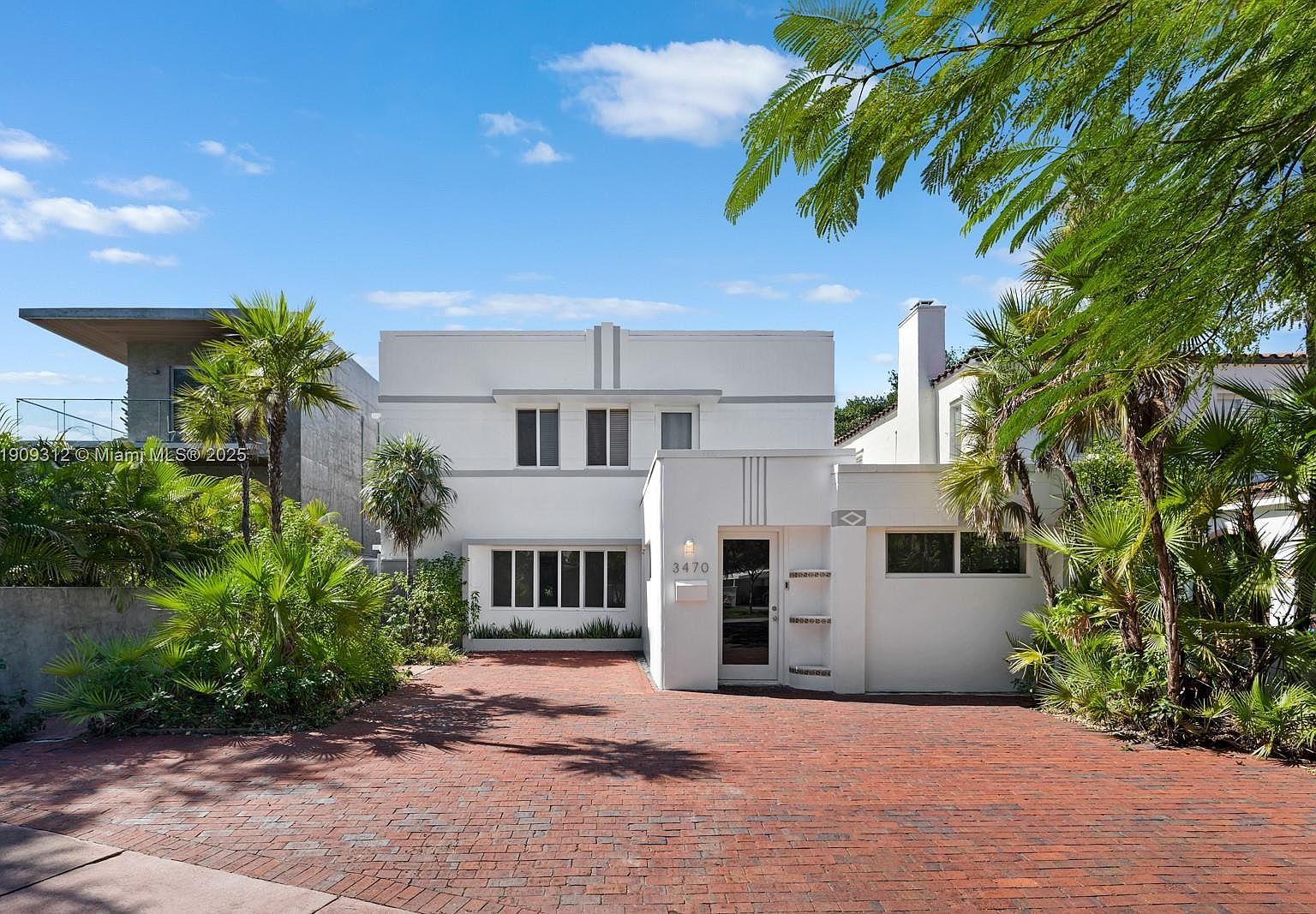 53db93ff30cca4cde21ebbbd1cb183