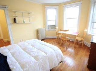 125 Park Dr APT 38, Boston, MA 02215