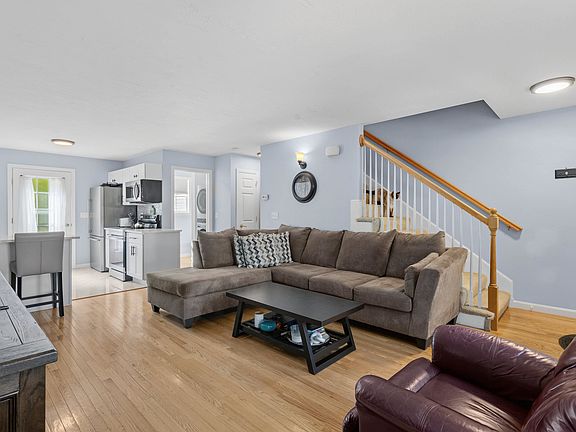 5th image of 61 Dicandra Drive