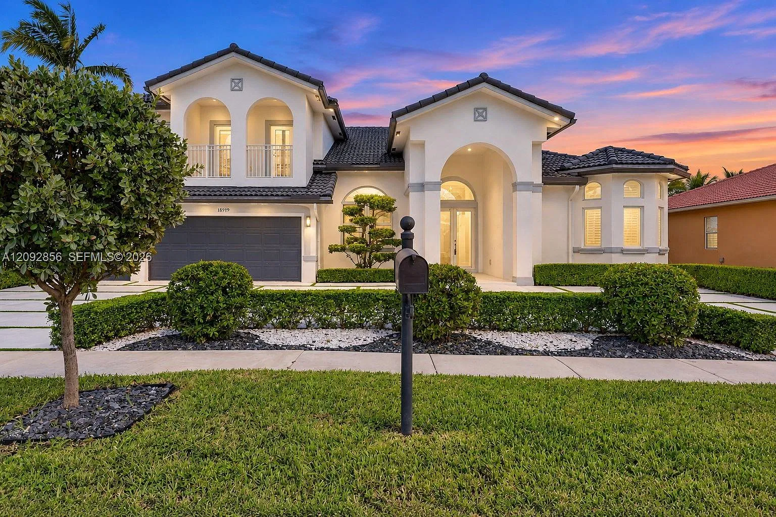 Harbour Lakes Estates — Photo 1