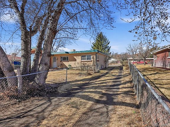 5th image of 4785 Indiana Street