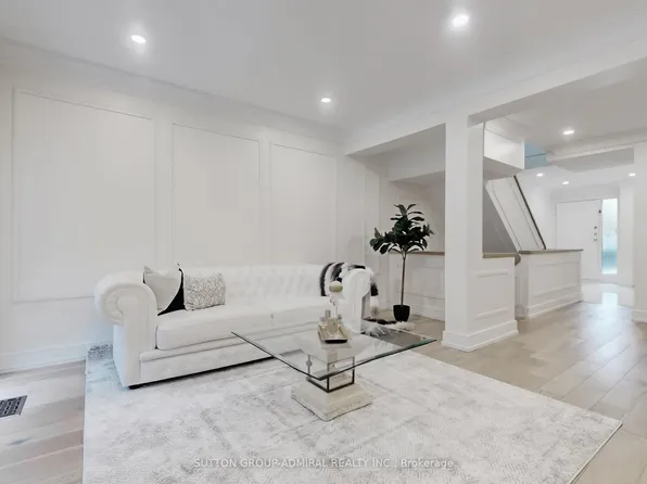 296 Torresdale Ave Unit 2, Toronto, ON M2R 3N3