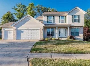 2355 Silver Lake Estates Dr, Pacific, MO 63069