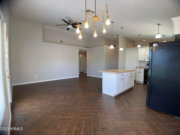 4th image of 40219 N Jodi Dr