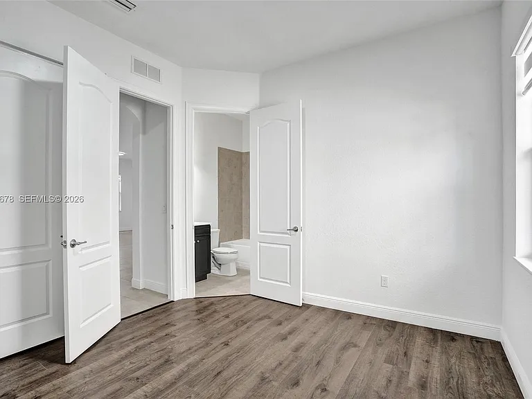 10340 Lake Vista Ct — Photo 63