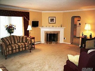 1st image of 2687 Peconic Ave