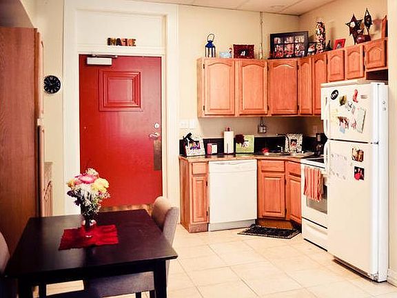 5th image of 1309 13th St APT 106