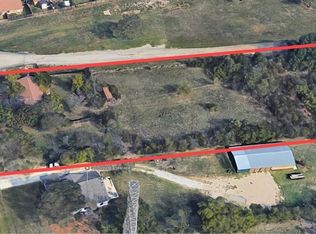 321 S New Hope Rd, Kennedale, TX 76060