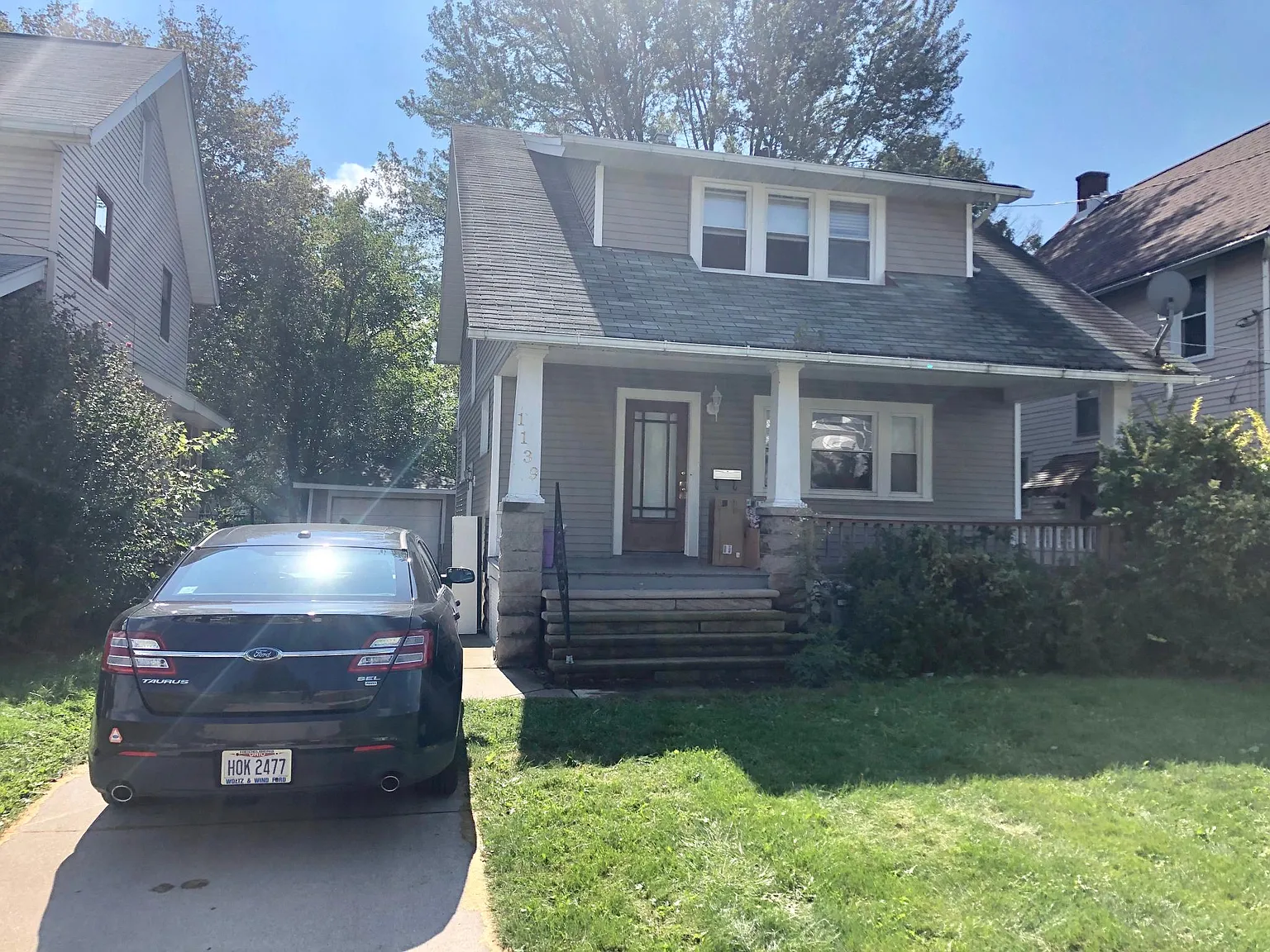 1139 W 11th St photo 1