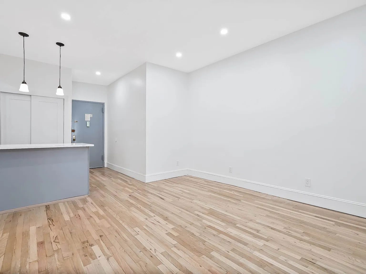 1823 Madison Street — Photo 2