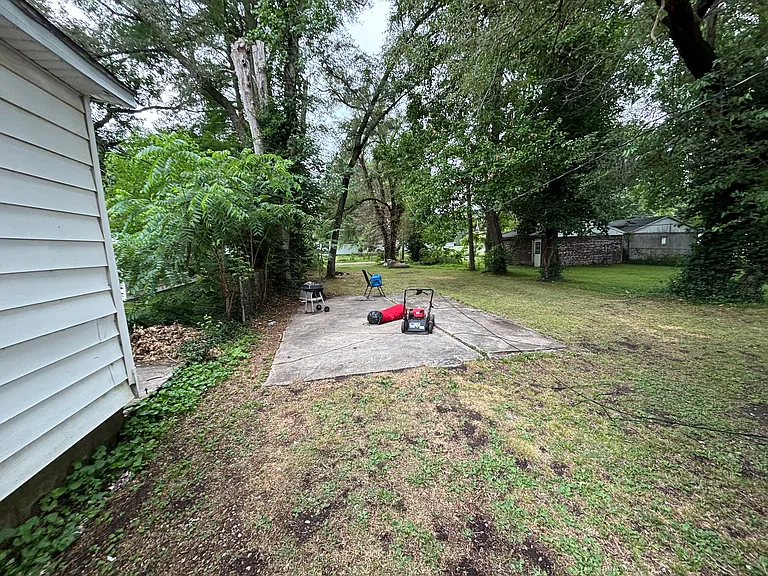 2109 S Martin Luther King Jr Dr — Photo 13