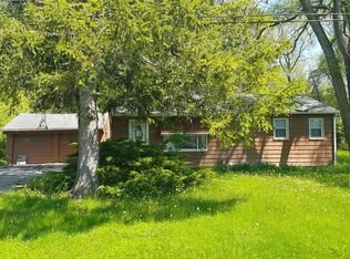 955 S Clarence Ct, Midland, MI 48640