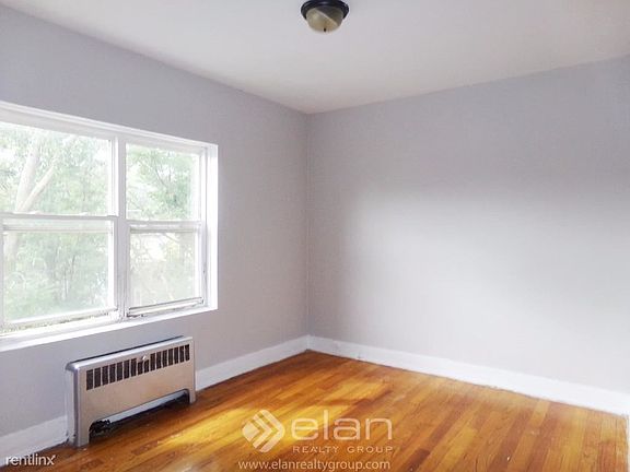 2nd image of 1957 W Lunt Ave APT 2