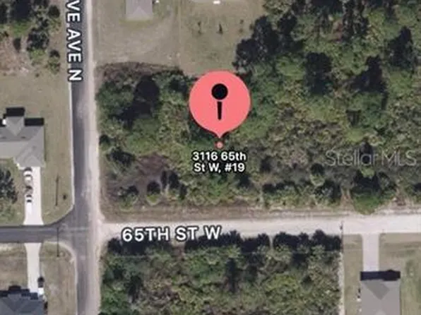 3116 65th St W #19, Lehigh Acres, FL 33971