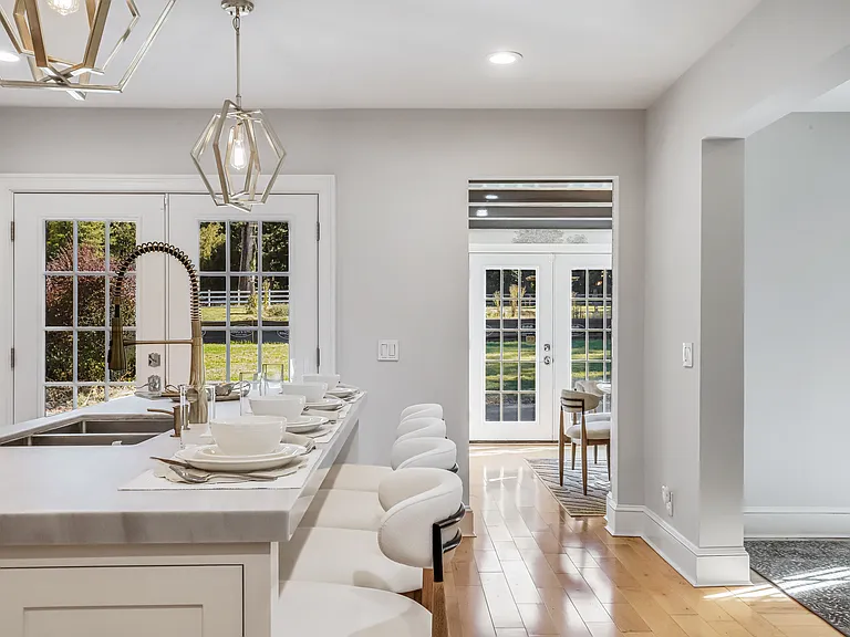 849 Lake Ave — Photo 13