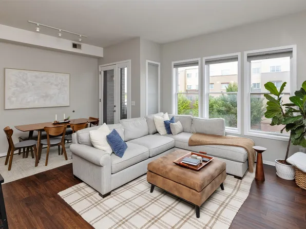 100 Water St APT 304, Des Moines, IA 50309