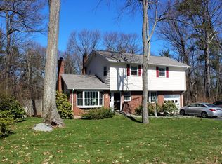 9 Pilgrim Rd, Chelmsford, MA 01824