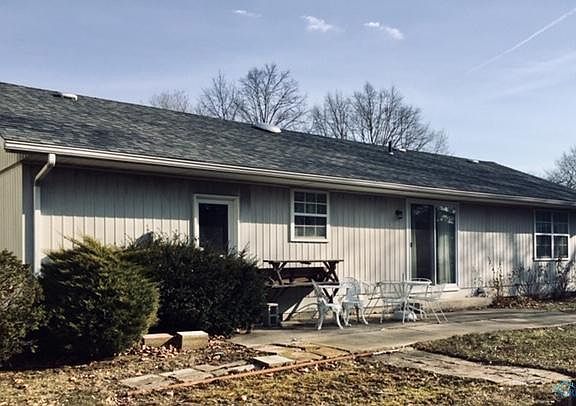 2nd image of 1317 S Savoie Ave
