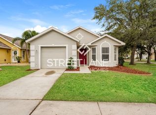 7634 Clovelly Park Pl, Apollo Beach, FL 33572
