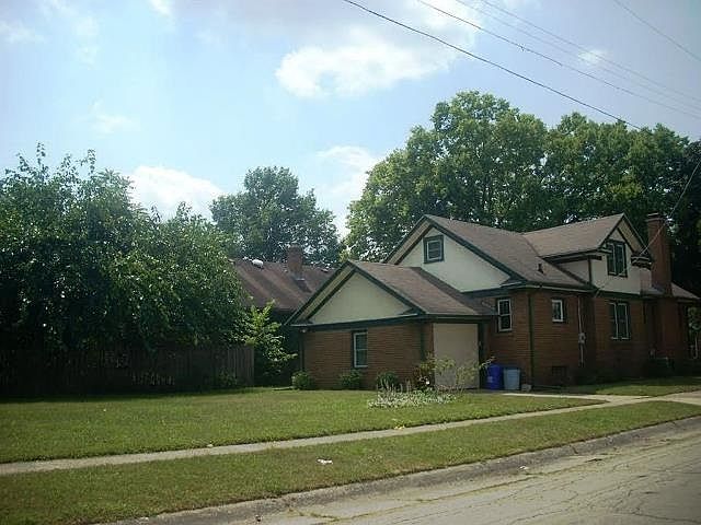 2nd image of 1623 Grant Ave