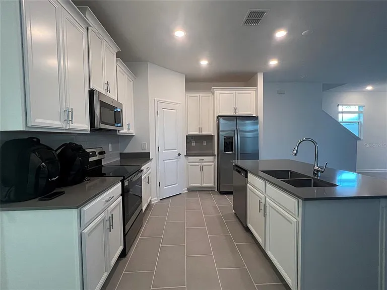 13891 Title Way — Photo 9
