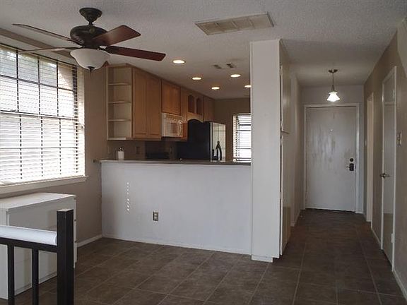 3rd image of 7122 Wood Hollow Dr APT 36