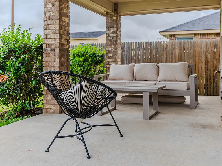 5513 Tama Dr — Photo 4