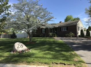 26 Rutledge Rd, Natick, MA 01760