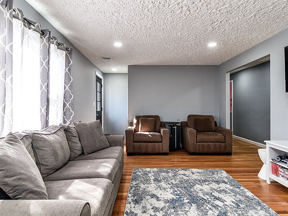 2nd image of 15 Edwards Rd