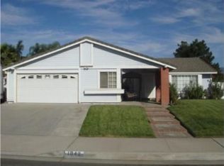 1042 W Shamrock St, Rialto, CA 92376