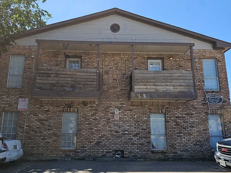 3209 Norwalk Ave #101 — Photo 1