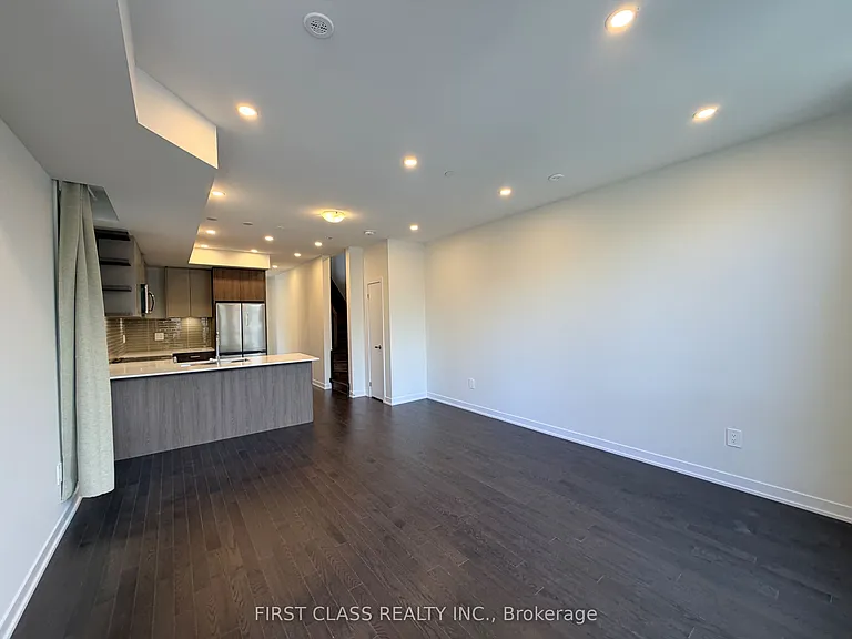 24 Garden Pl #MAIN — Photo 6