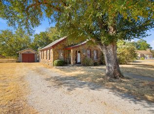 1326 4th St, Graham, TX 76450