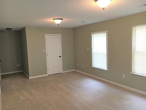 5th image of 1166 Thunderbird Dr N