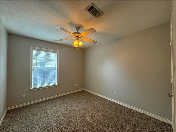 5th image of 3532 Farah Dr