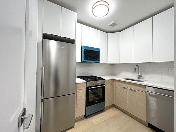 2nd image of 342 W 88th St APT 2B