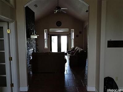 5th image of 14326 El Capitan Way