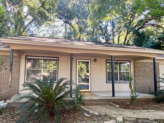 2nd image of 2042 Doomar Dr