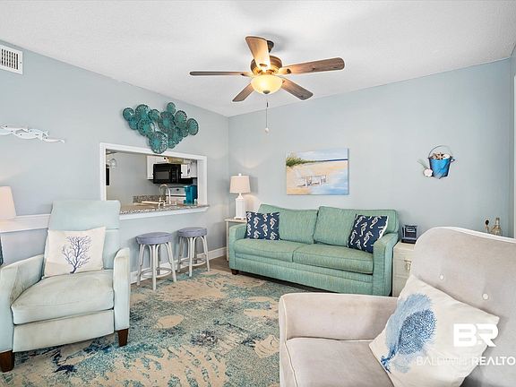 3rd image of 952 W Beach Blvd #101