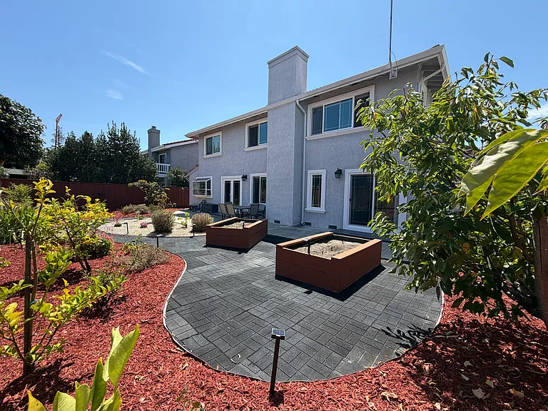 739 Hibernia Way — Photo 2