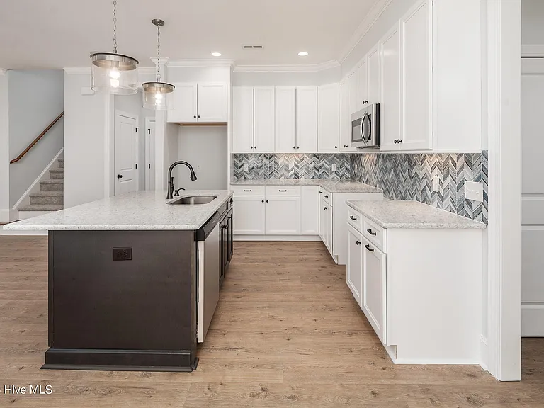 3842 W Wilson St — Photo 10