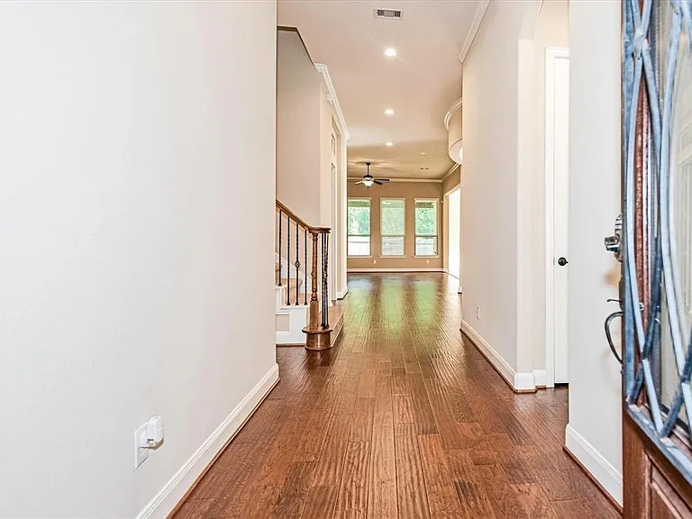 6838 Adrienne Arbor Dr — Photo 3