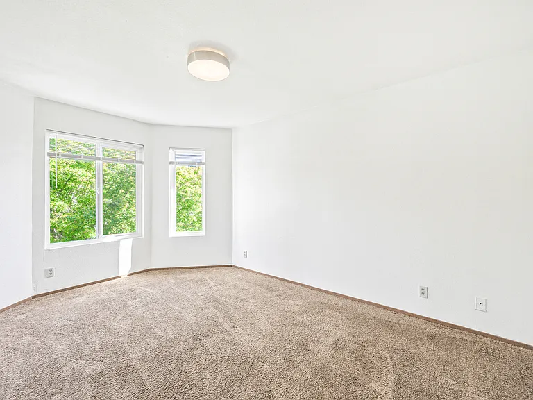 1609 B St #1 — Photo 12